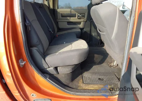 2010 Dodge Ram 1500 Slt/Sport/Trx z USA, uszkodzony, nr VIN 1D7RV1CT7AS167732